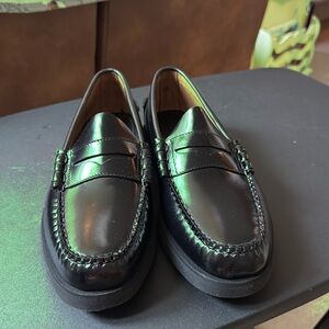 New loafers Black never worn